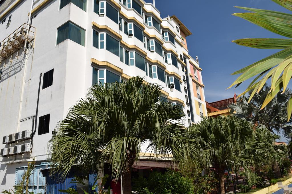 Hotel Sri Garden Sdn. Bhd. Kangar Exterior foto
