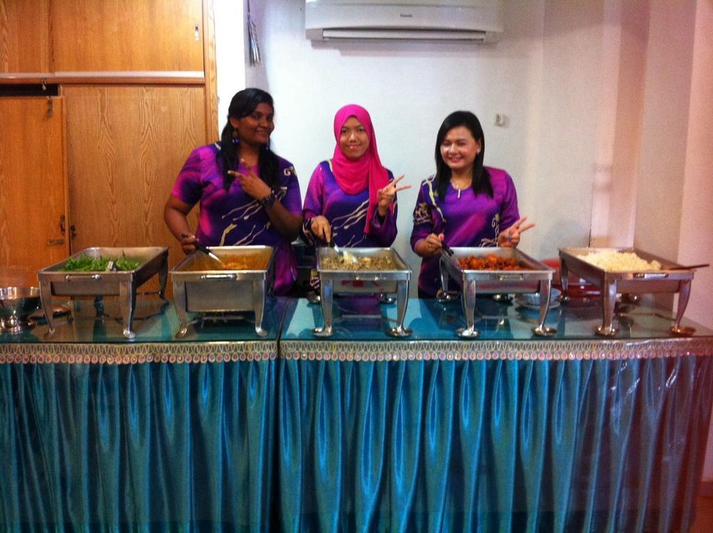 Hotel Sri Garden Sdn. Bhd. Kangar Exterior foto